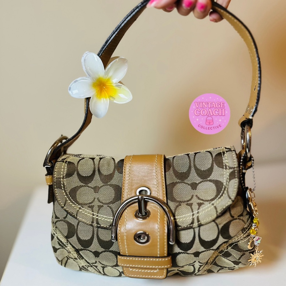 🌸 Vintage Coach Monogram Mini Soho 🌸